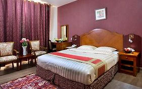 Safeer Hotel Suites